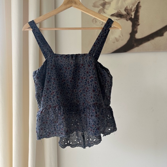 American Eagle Floral Cropped Tank Top - Picture 2 of 6